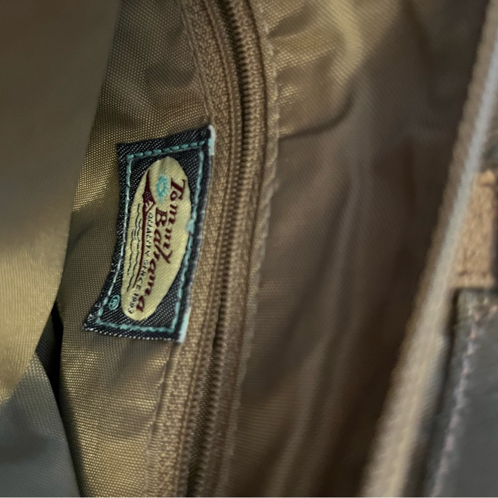 Tommy Bahama burlap suede purse - Picture 5 of 8